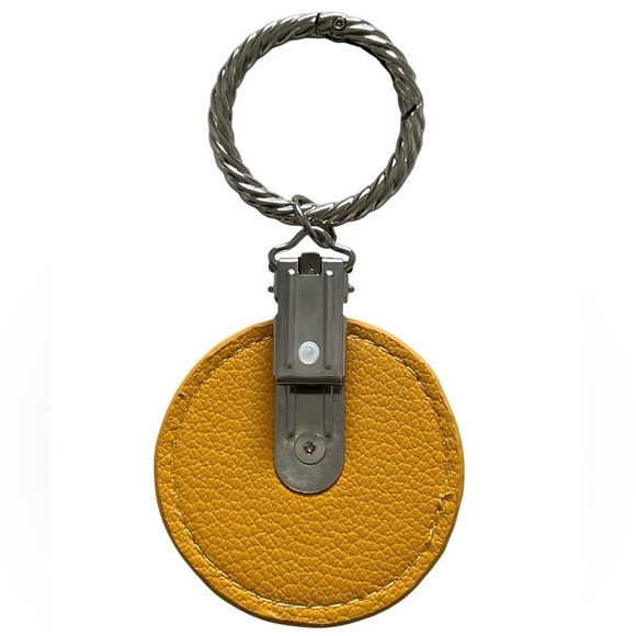 Yellow and Cream Flower Hat Clip Keychain - Picture 4 of 7